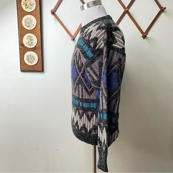 Vintage 1980s Geometric Knit Sweater Small - Picture 8 of 14